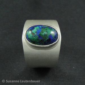 Silberring mit ovalem blau-grünem Azurit